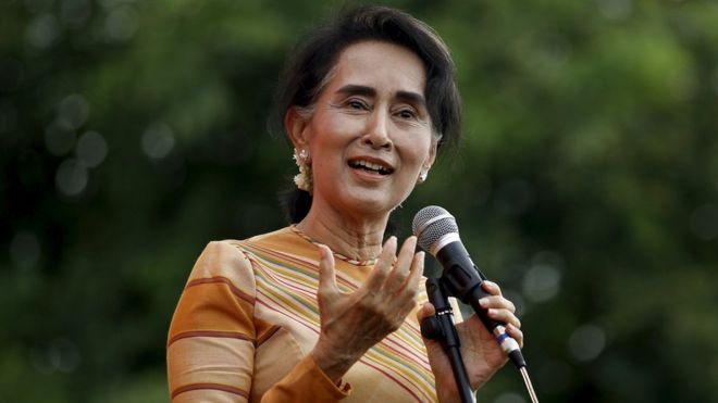 Naypyidaw Sep 15 The visit of Myanmar State Counselor Aung San Suu Kyi to Washington to seek a lifting of sanctions has began well