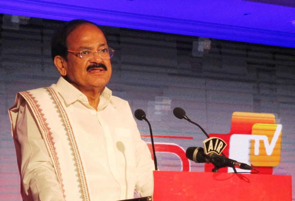 No SC directive debarring Polavaram project funding to Andhra, says Venkiah Naidu