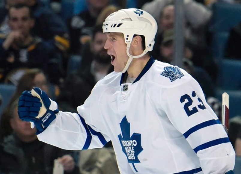 Auston Matthews winning converts before even setting foot in Maple Leafs camp