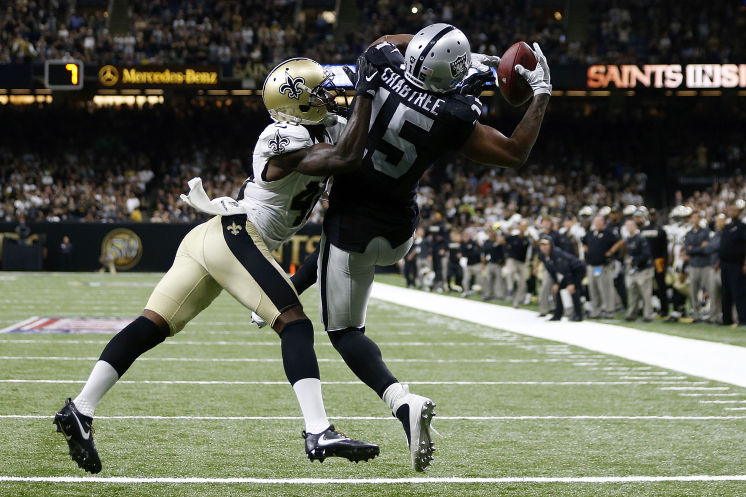 Raiders receiver Michael Crabtree catches the winning two-point conversion pass beating Saints cornerback Delvin Breaux with 47 seconds left