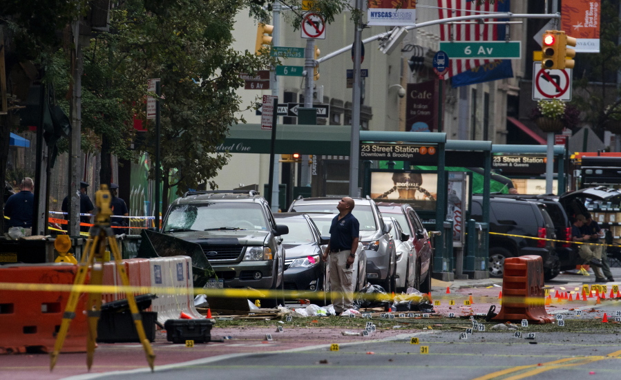 US authorities vow to catch NYC bomber