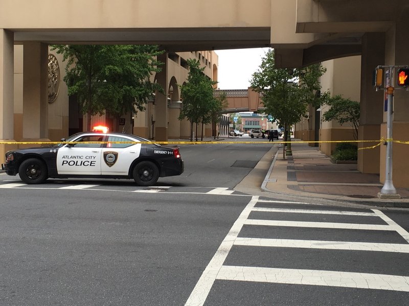 1 killed, cop injured in shooting outside New Jersey casino: reports