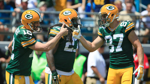 Packers hold on to avoid upset at Jacksonville