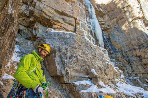 2 American mountain climbers missing in northern Pakistan