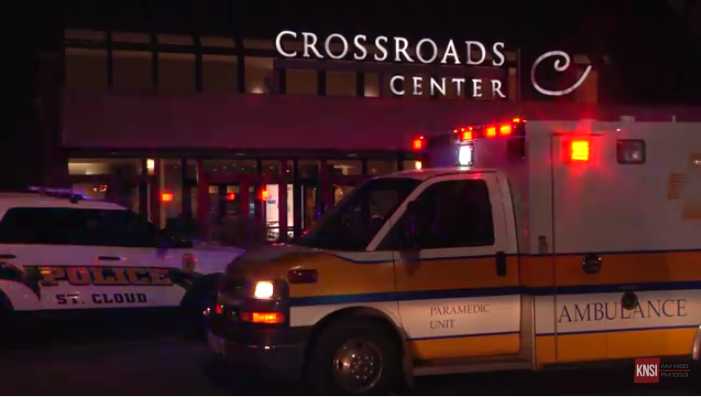 8 injured, suspect dead in Minnesota mall stabbing