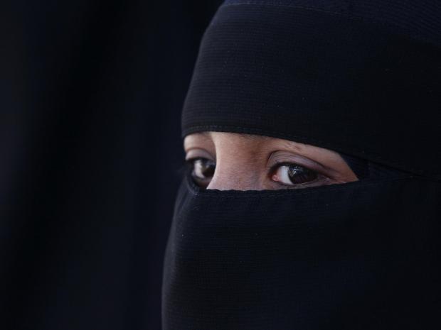 Police may let Muslims wear BURKA as uniform in effort to boost diversity