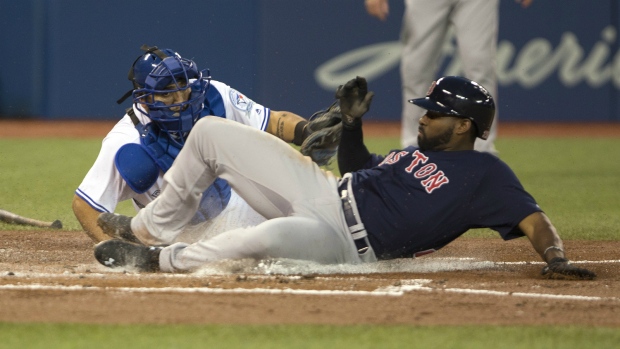 Red Sox take series opener against Jays