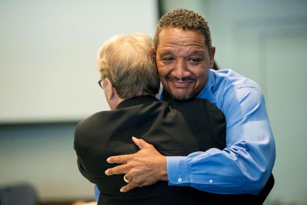 Judge quashes murder convictions of Darryl Howard who has been imprisoned for 21 years