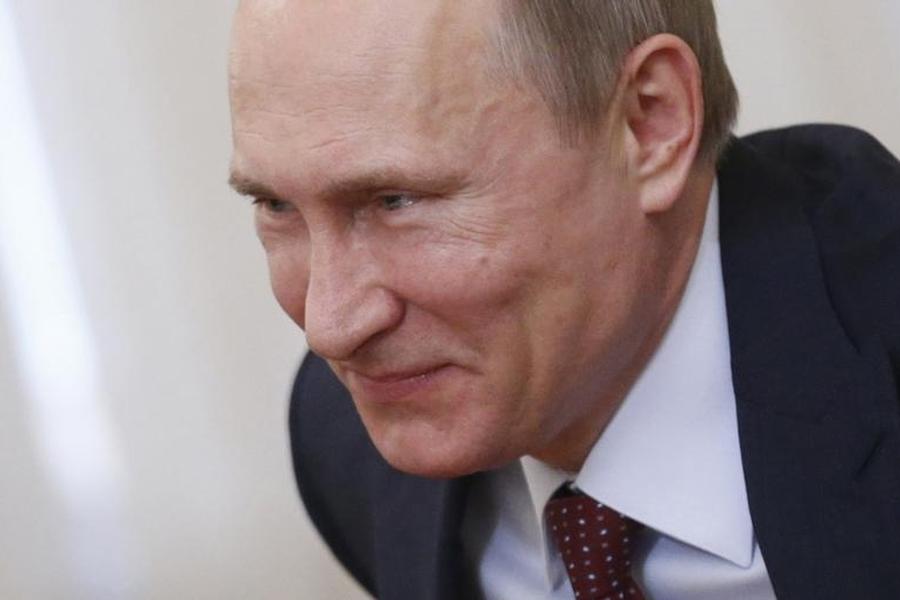 Russian President Vladimir Putin meets privately with Eton College students