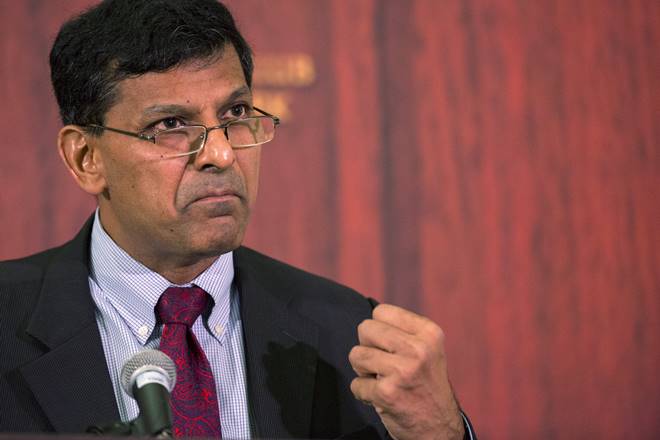 India's Rajan warns against low rates worldwide