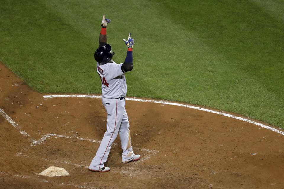 Ortiz Bradley HRs carry surging Red Sox past Orioles 5-2