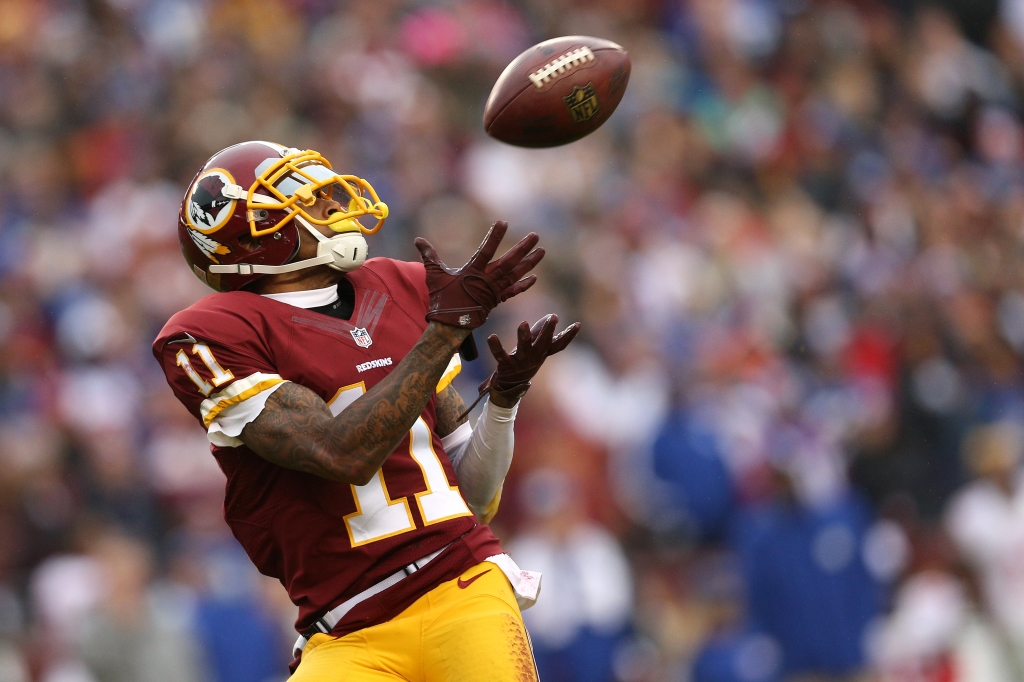 LANDOVER MD- NOVEMBER 29 Wide receiver De Sean Jackson #11 of the Washington Redskins scores a second quarter touchdown against the New York Giants at FedExField