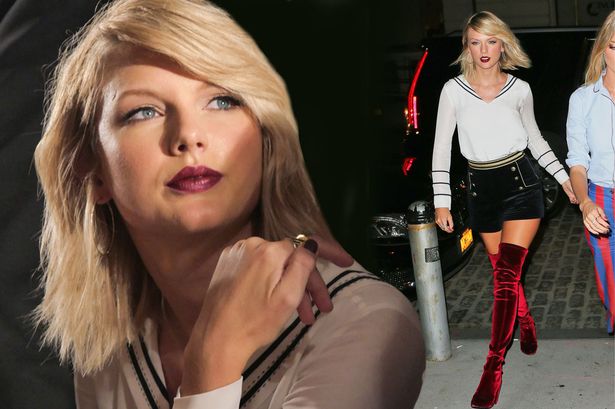 Rex  Splash

Taylor Swift goes for a vampish look