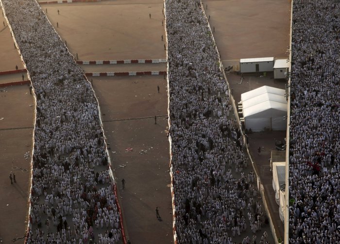 Iran's Ayatollah Khamenei rebukes Saudi Arabia for hajj exclusion