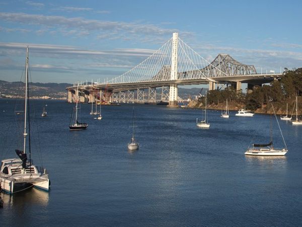 Hours-Long Bay Bridge Closure Prompted by Man Who Bit Woman Refused to Let Her Go Police