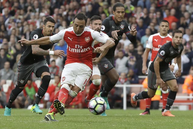 Santi Cazorla saves day for Arsenal with stoppage-time penalty against Southampton