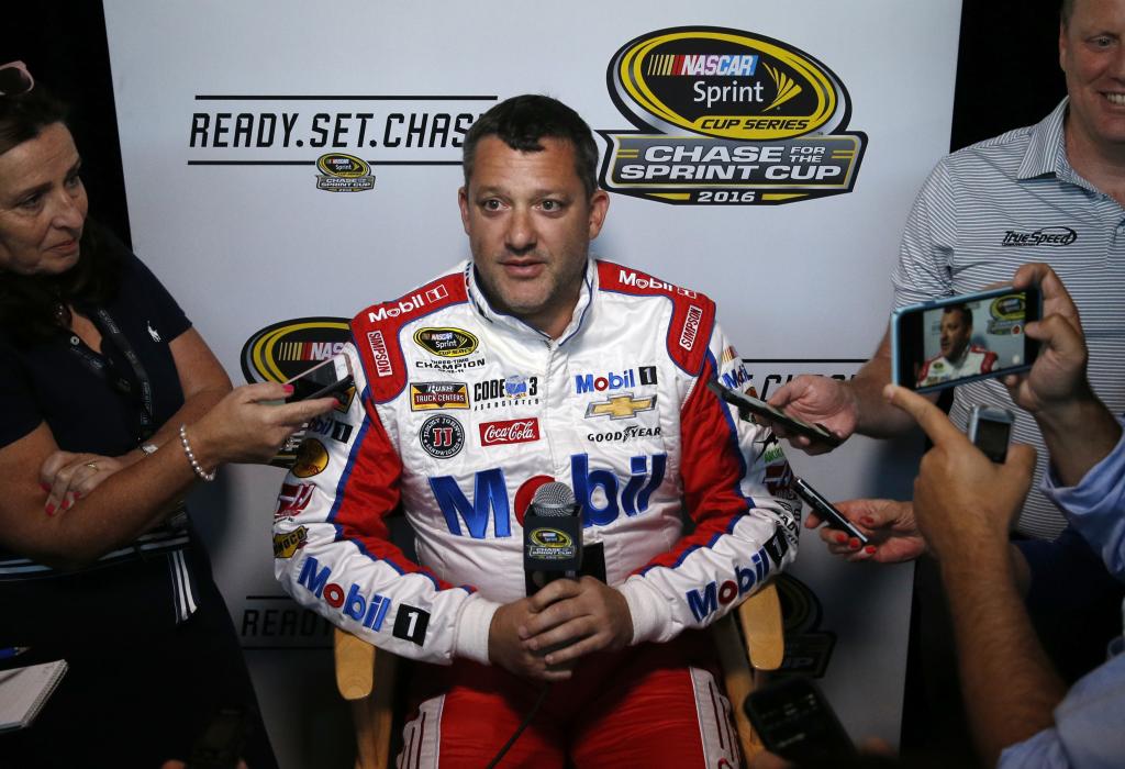 Retiring Tony Stewart in spotlight as NASCAR playoffs begin