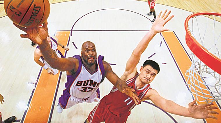 Shaquille O’ Neal and Yao Ming during their NBA days