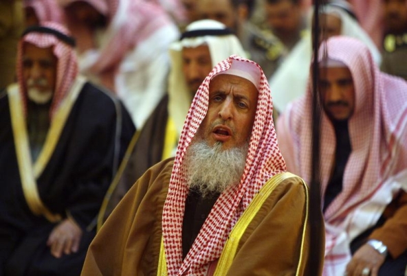 Saudi Mufti Iran leaders not Muslim Iran decries Saudi “extremism”