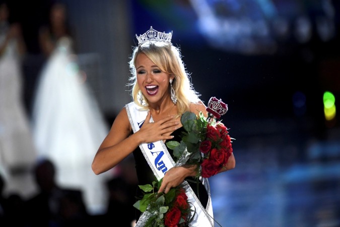 Savvy Shields wins the Miss America 2017 title