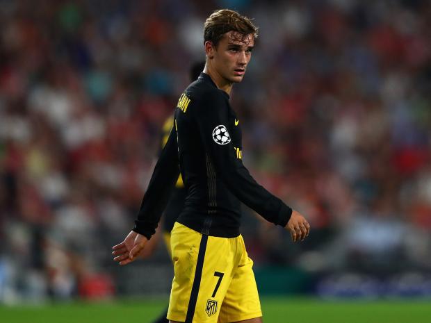 Antoine Griezmann puts Manchester United and Chelsea on red alert after leaving agent to represent himself