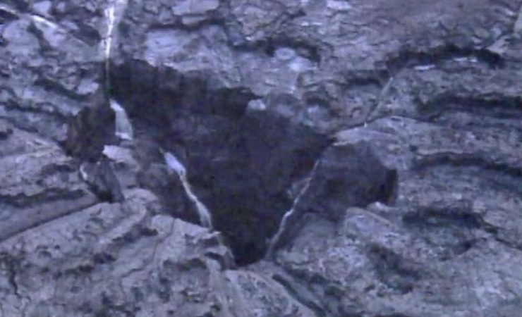 Radioactive water pouring into massive sinkhole in Florida leeching into aquifer