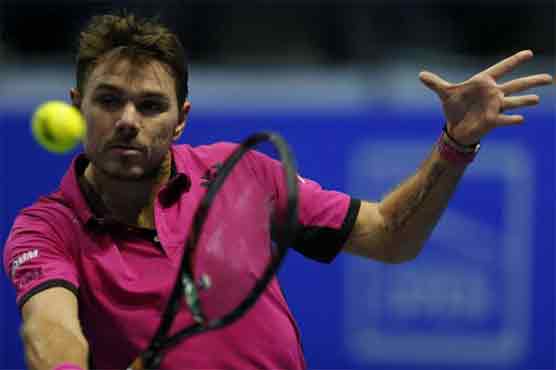 Stan Wawrinka and Tomas Berdych both cruised into the Saint Petersburg Open semi-finals on Friday