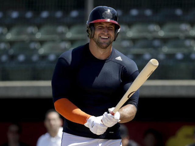 Tim Tebow makes his baseball debut today in Florida