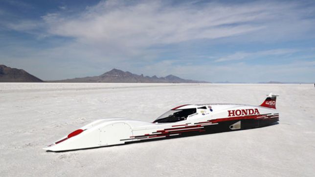 The Honda S Dream Streamliner set a new FIA world record using a 660cc engine