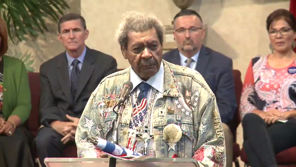 Don King drops N-word while introducing Donald Trump