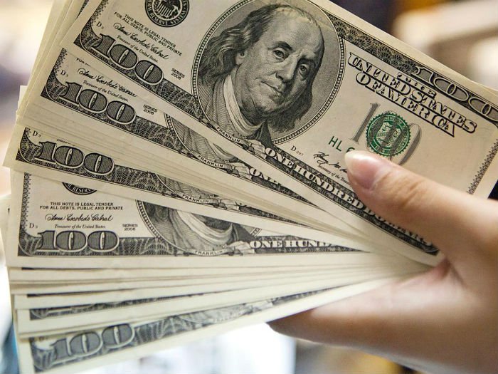 The US dollar decreased against most major currencies after the Federal Reserve decided to keep interest rates unchanged