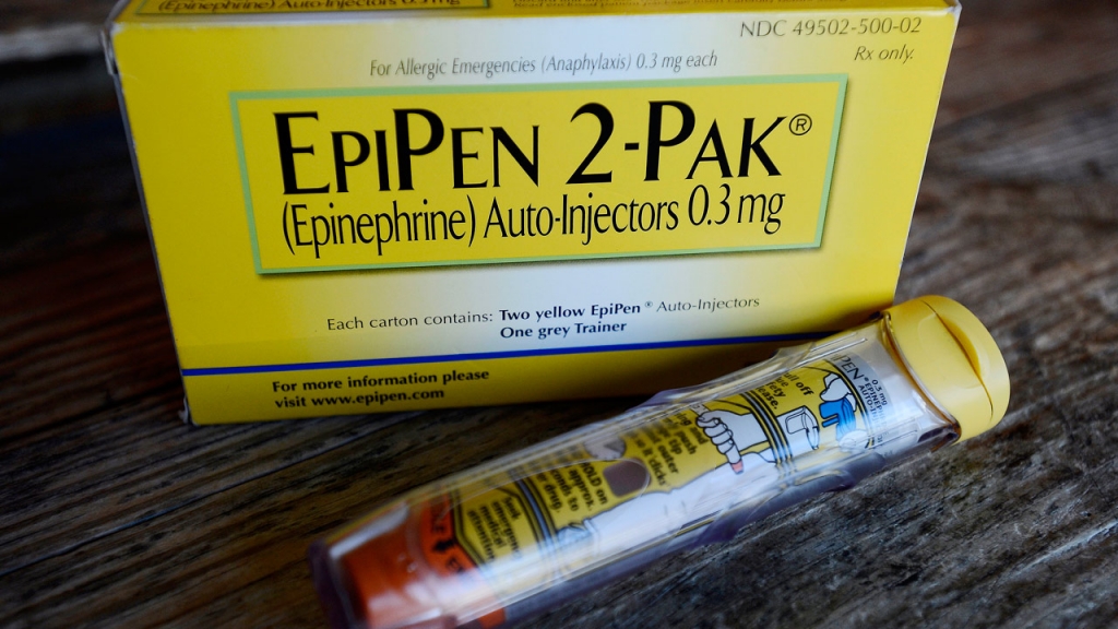 After backlash, EpiPen maker to help reduce patient costs