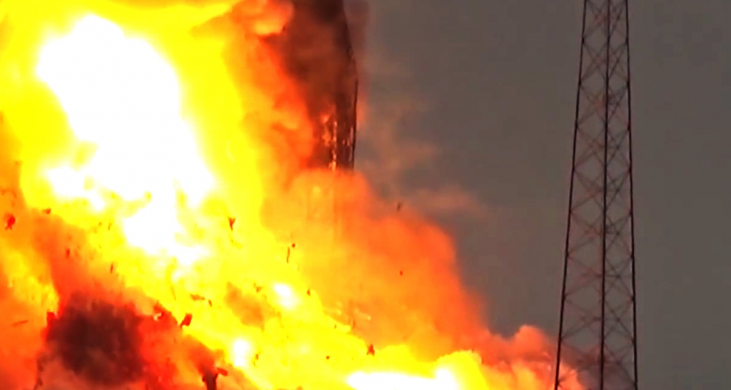 Video shows the moment SpaceX rocket exploded on launchpad