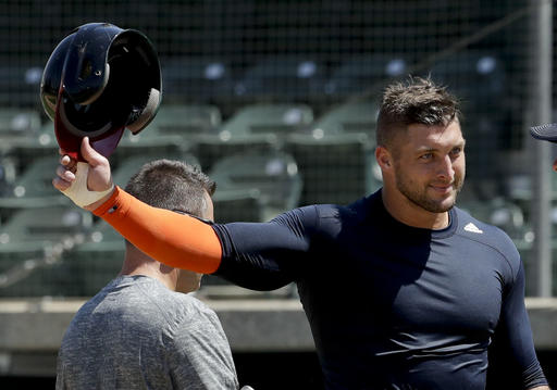 Tim Tebow signs minor-league contract with Mets