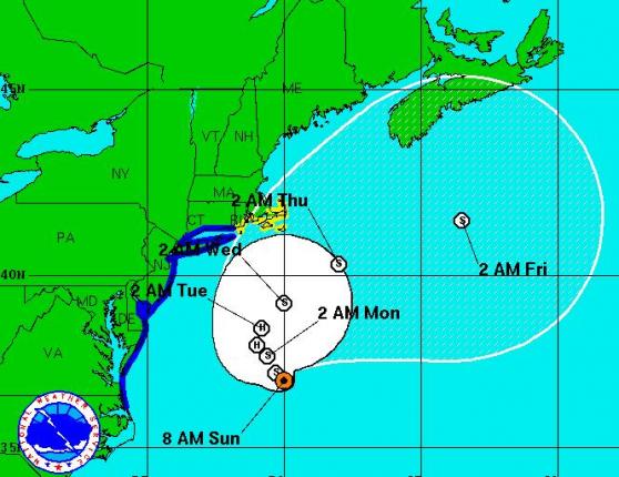 Hermine hits Florida coast, as residents brace for first hurricane since 2005