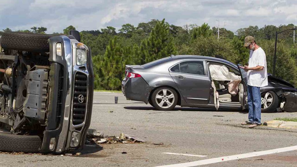 Hermine crashes holiday weekend on US East Coast