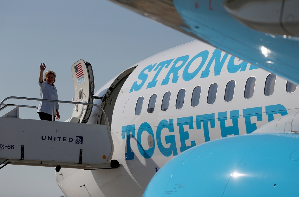 CLEVELAND OH- SEPTEMBER 05 Democratic presidential nominee former Secretary of State Hillary Clinton boards her campaign plane