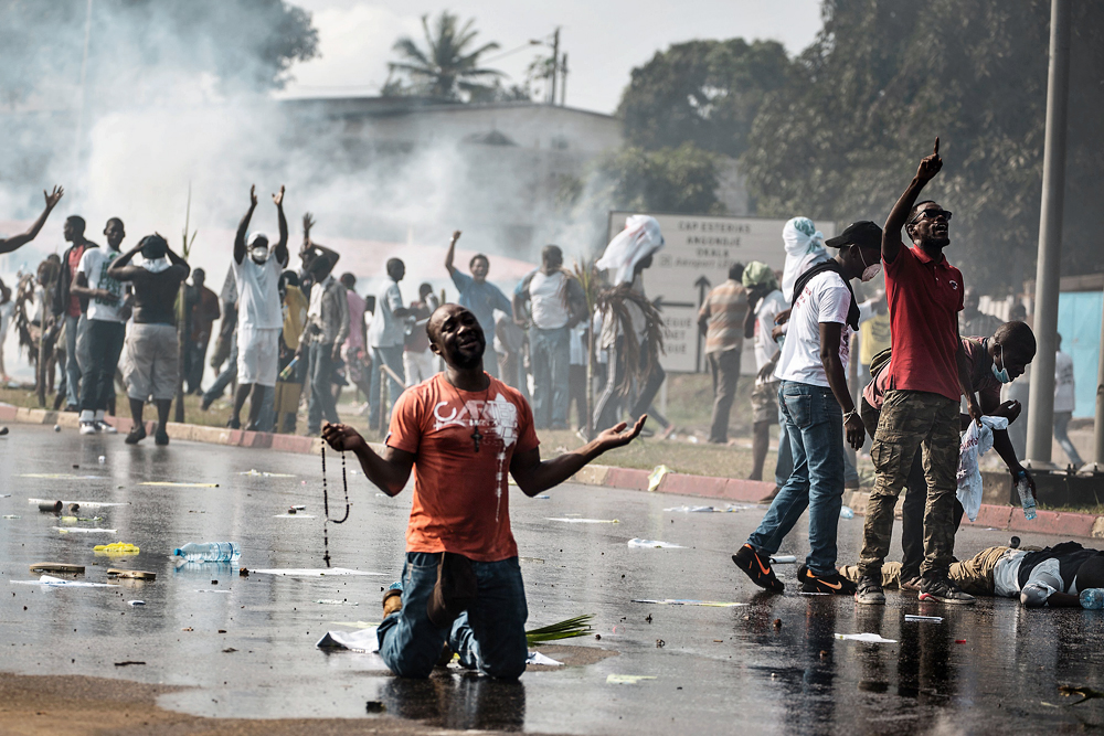 Gabon commission reviews delayed presidential vote results