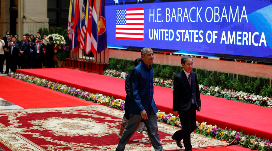 U.S. President Barack Obama arrives for the gala dinner during the ASEAN Summit in Vientiane Laos