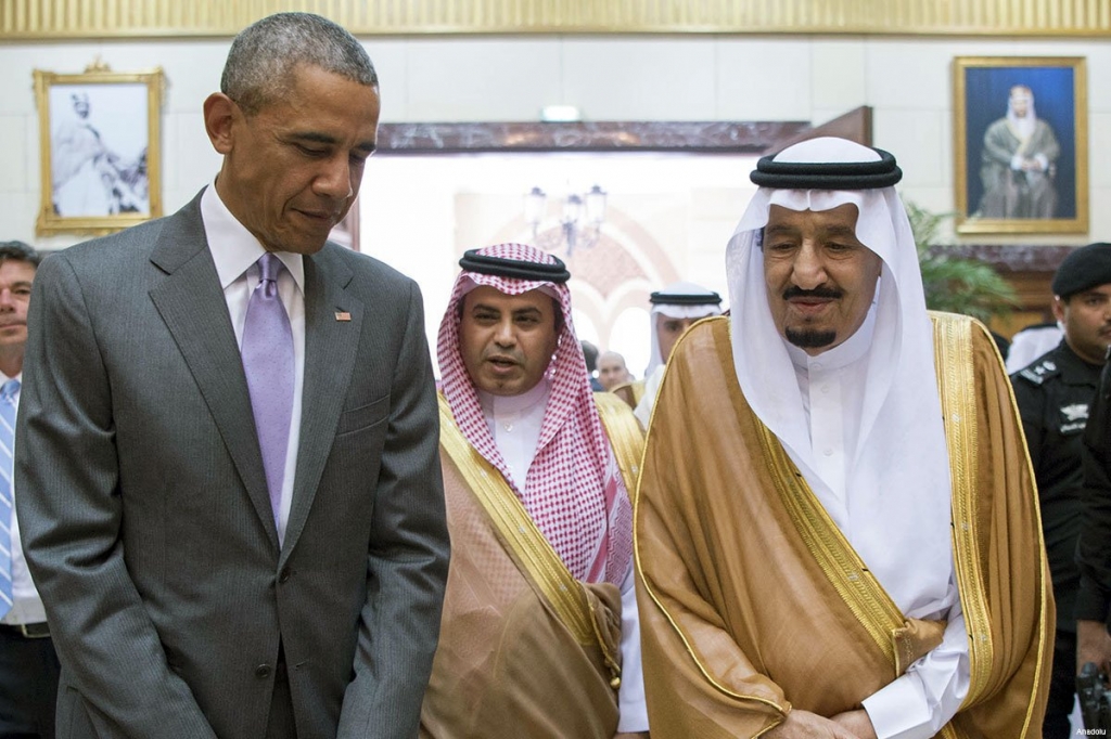 US President Barack Obama meets with Saudi King Salman bin Abdulaziz Al Saud