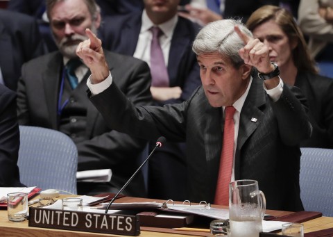 Kerry calls for no aircraft flying over key Syria aid routes