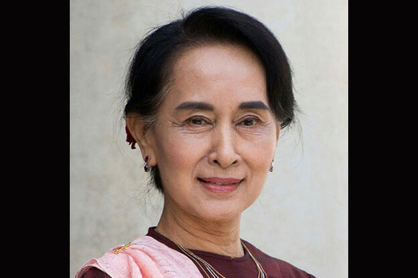 Theresa May meets Myanmar's Aung San Suu Kyi