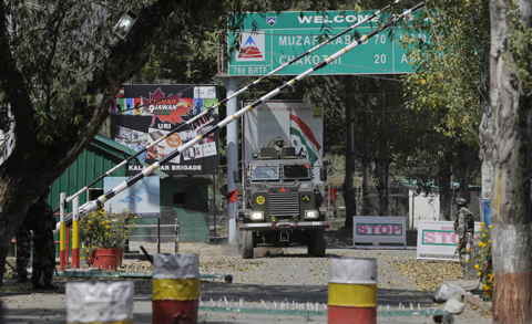 17 soldiers killed in attack at Indian army base in Kashmir