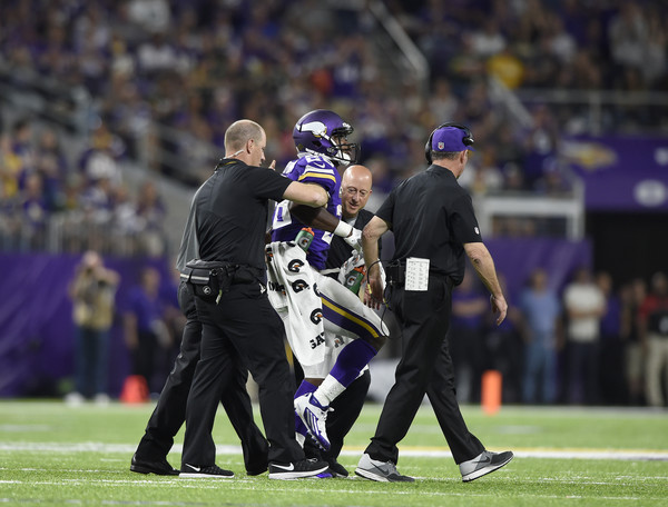 Vikings RB Adrian Peterson to Have Knee Surgery Thursday: Report