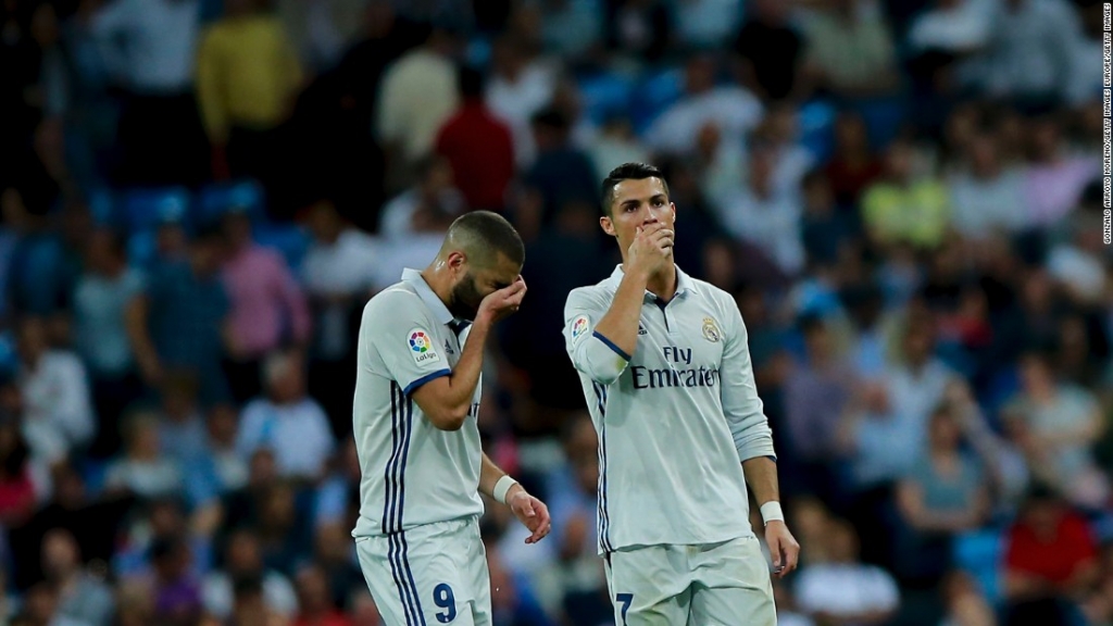 Real Madrid missed the chance to set a new record of consecutive La Liga wins after a 1-1 draw against Villarreal at the Bernabeu