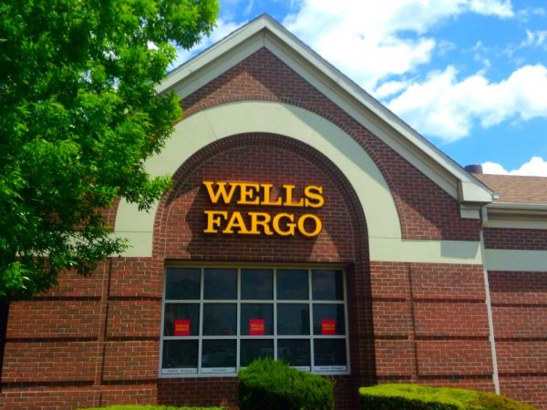 Wells Fargo Subject of Probe by House Panel Over Alleged Fake Accounts