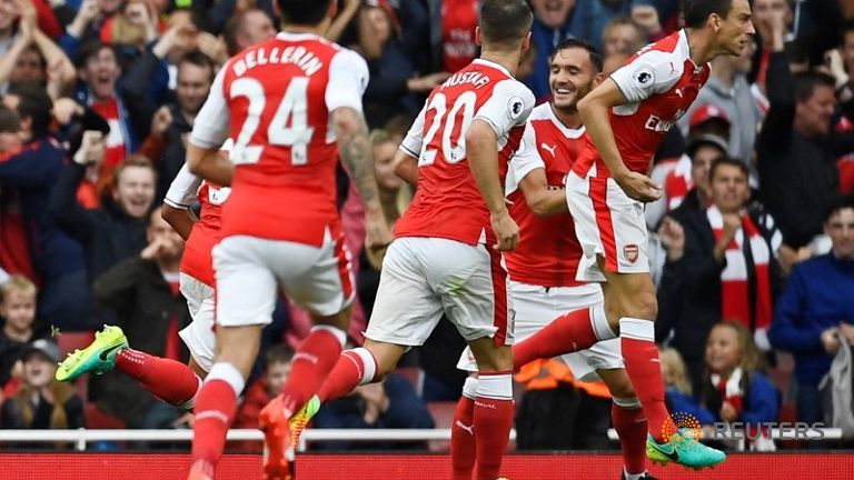 Birthday Boy: Laurent Koscielny Scores Superb Overhead Kick As Arsenal Beat Southampton 2-1 (Video)