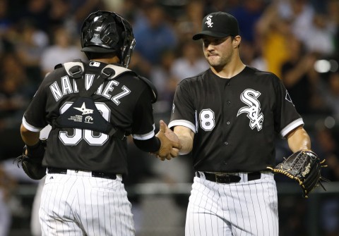 White Sox out score Royals 7-2