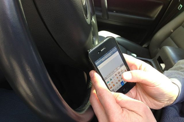 Texting while Driving March 28 2013 640x426