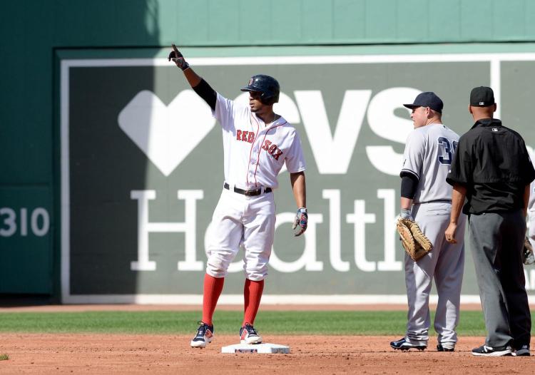 Xander Bogaerts helps power the Red Sox to third-straight win over Yankees at Fenway Park